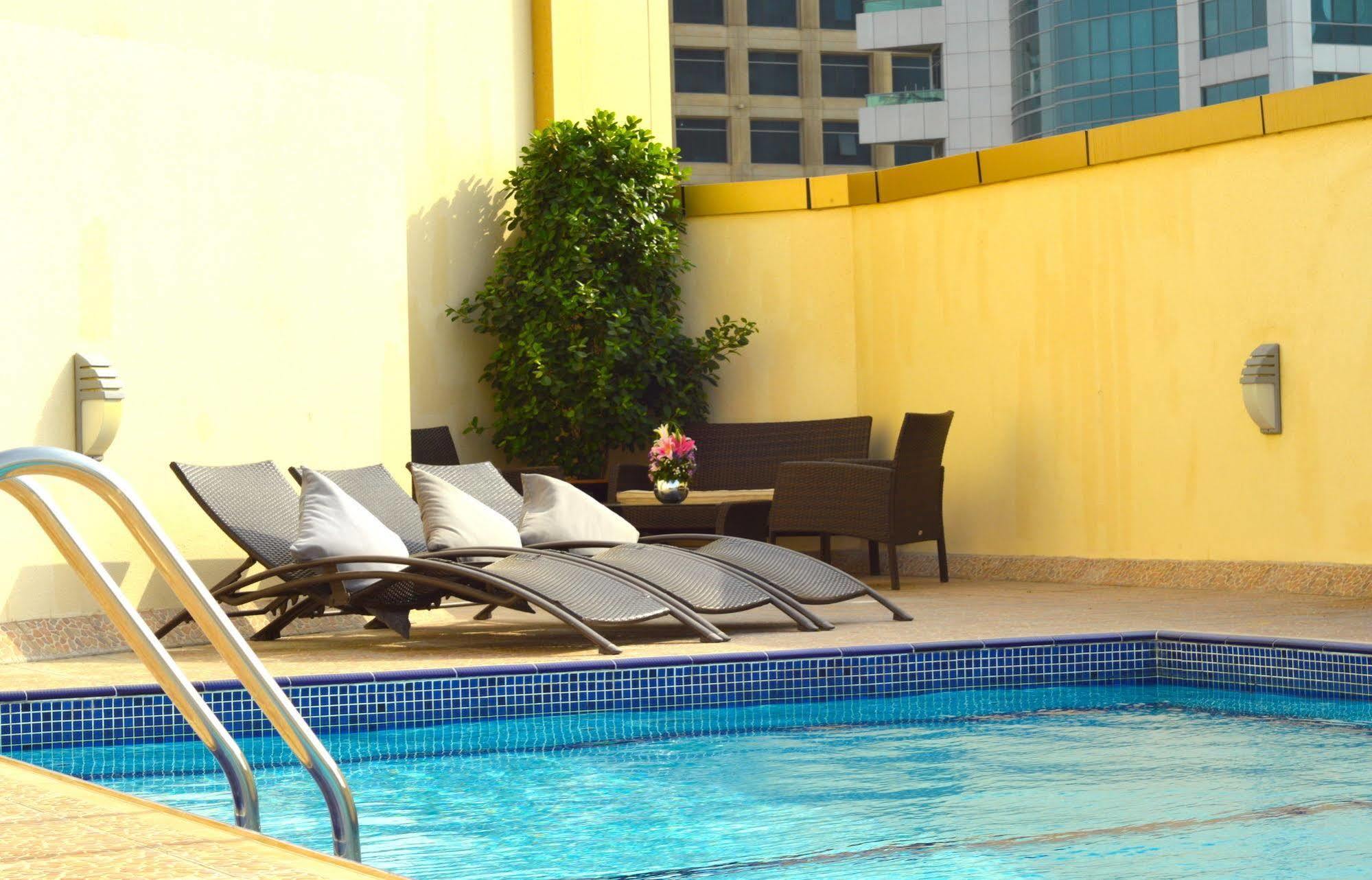 דובאי Home To Home Apartments מראה חיצוני תמונה